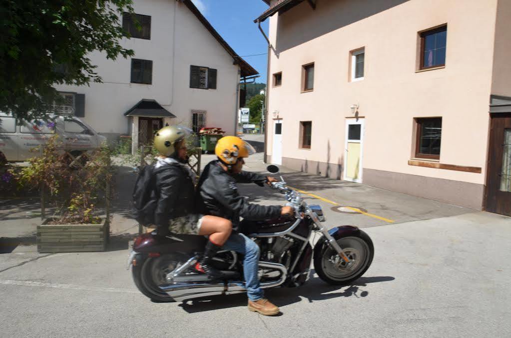 Hotel Gretl Krumpendorf Eksteriør bilde